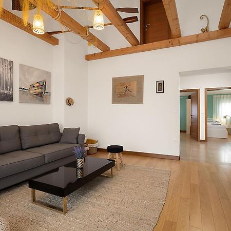 Apartments Cesare With Shared Pool Ližnjan Εξωτερικό φωτογραφία