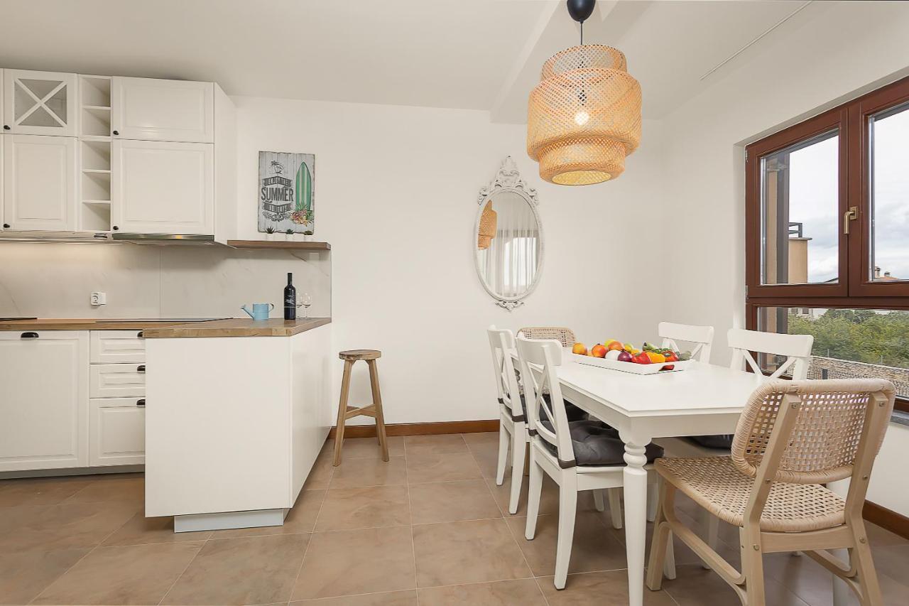 Apartments Cesare With Shared Pool Ližnjan Εξωτερικό φωτογραφία