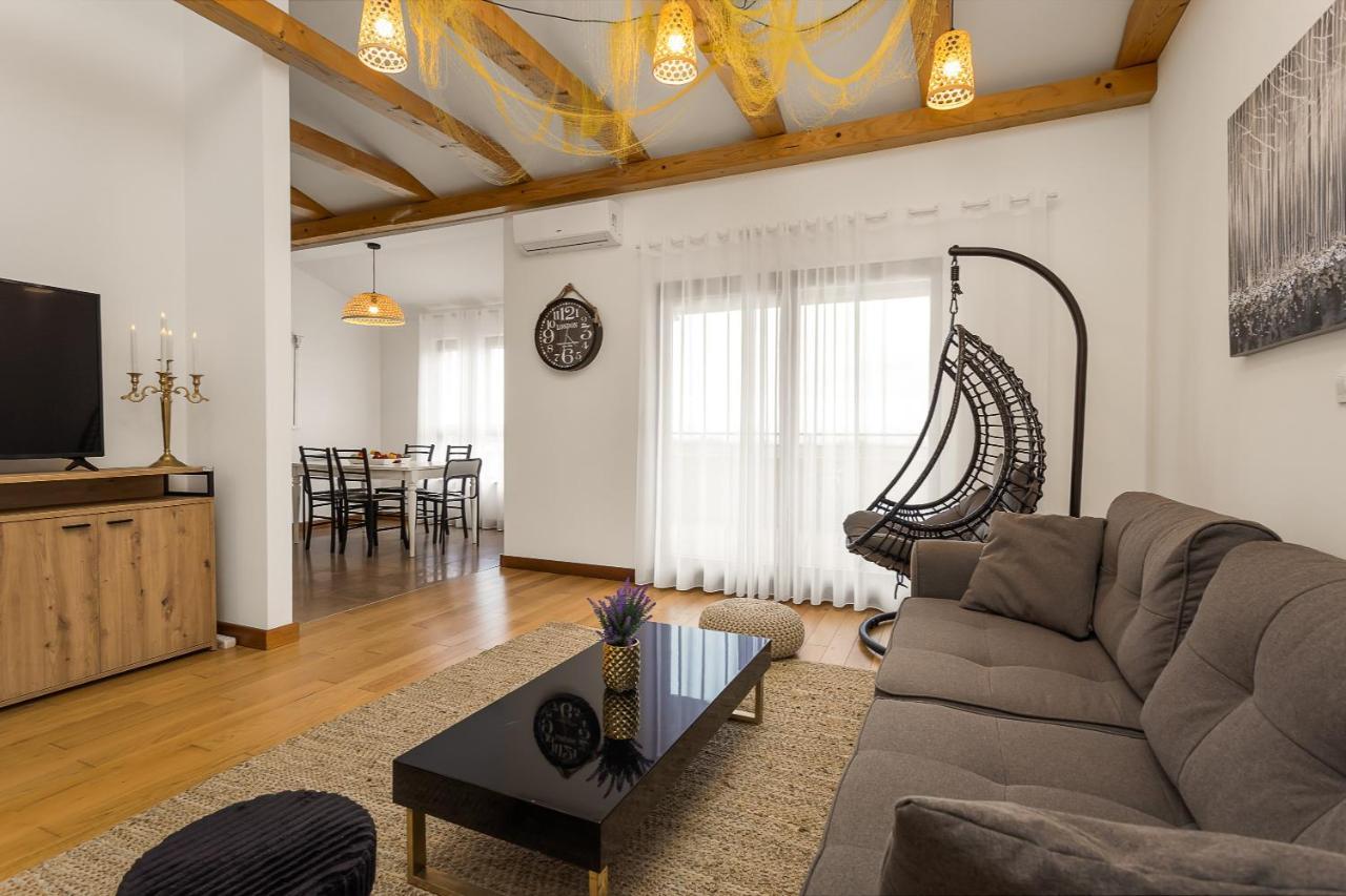 Apartments Cesare With Shared Pool Ližnjan Εξωτερικό φωτογραφία