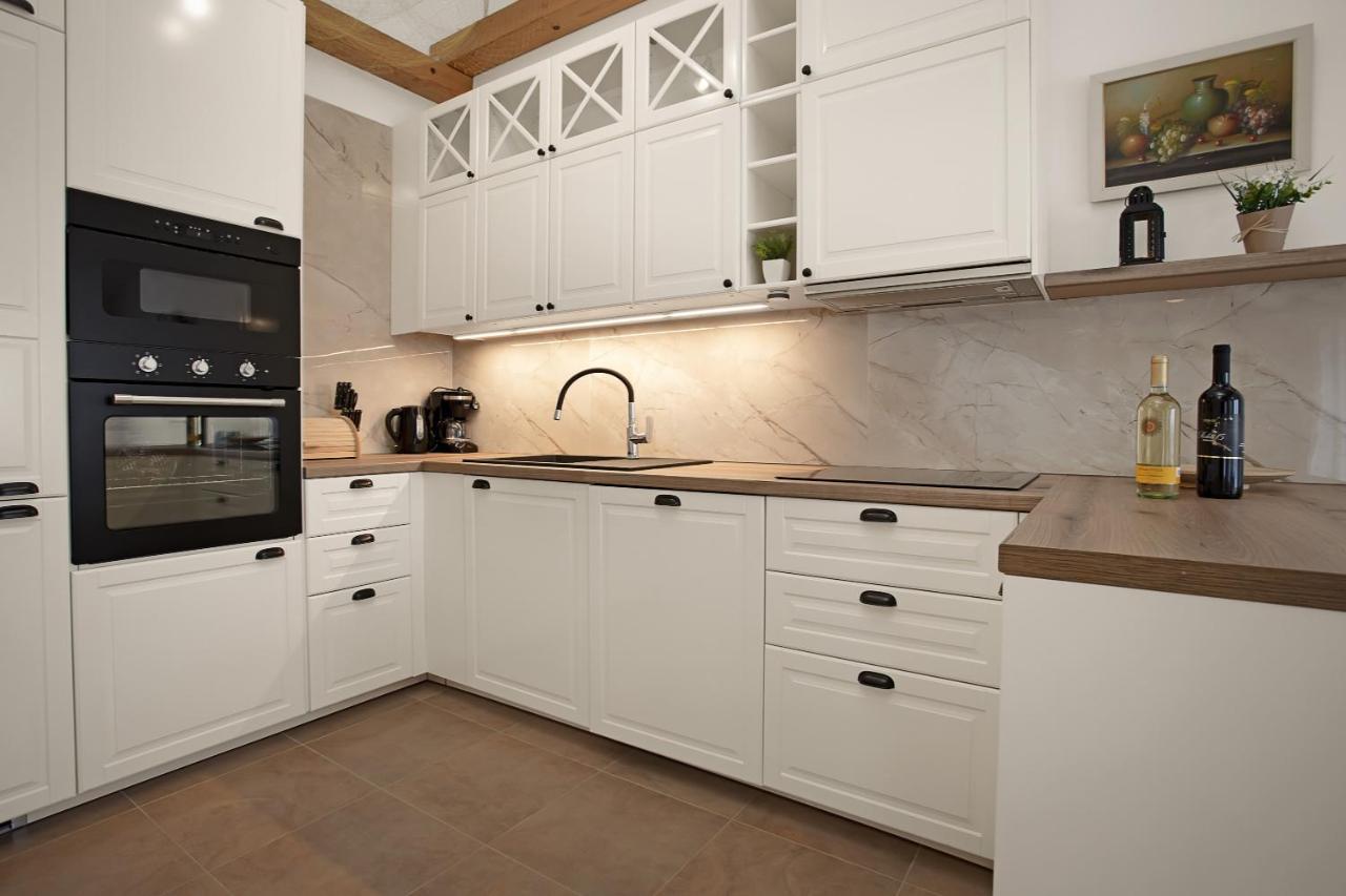 Apartments Cesare With Shared Pool Ližnjan Εξωτερικό φωτογραφία